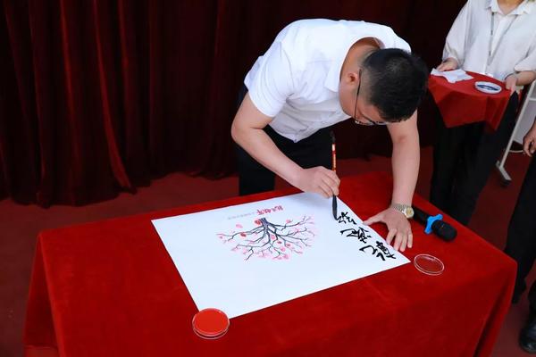 乾港集團,乾港官網(wǎng) 乾港集團,乾港官網(wǎng)